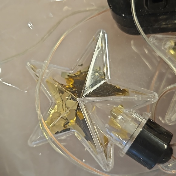 Set of 4 Light Up Necklace Ball and gold star shapes NWT see video - Picture 7 of 7